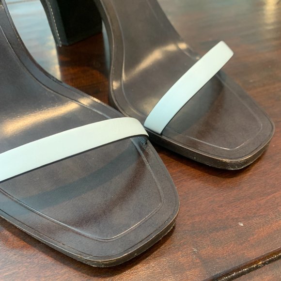 Size 38 Saint Laurent Strappy Wrap Around Sandal - Picture 6 of 8